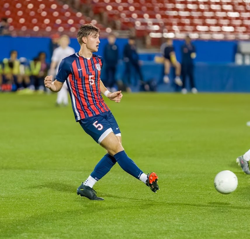 CHS_titansoccer's tweet photo. Noah Wanzer
District 10-5A Defender of the Year
@Noah04814067 https://t.co/kpefmlvWC7