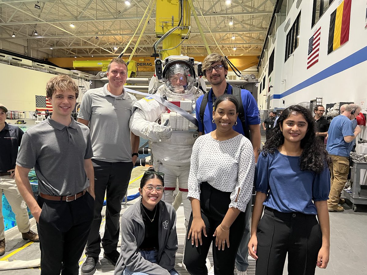 If you've been putting off your NASA internship application, now's the time to wrap it up! Applications for our fall @NASAInterns are due today (April 12) by 11:59pm ET. Check out which opportunities are best for you: intern.nasa.gov