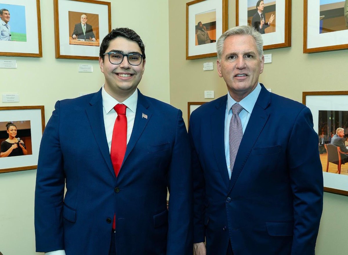 It was an honor to meet @SpeakerMcCarthy on campus this week. I’m always ready to be a happy warrior on the Hilltop. A big thank you to @GUPolitics for this opportunity. #McCarthyAtGU