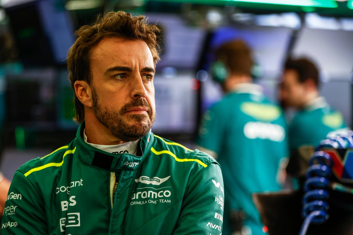 🔴 Fernando Alonso explique qu'il a bel et bien 'discuté' avec d'autres équipes mais affirme qu'il s'est 'senti plus désiré chez Aston Martin' ! 🗣️ 💬 'J'ai également parlé à d'autres équipes. C'est normal. Lorsque vous entamez des négociations, vous devez faire la part des…