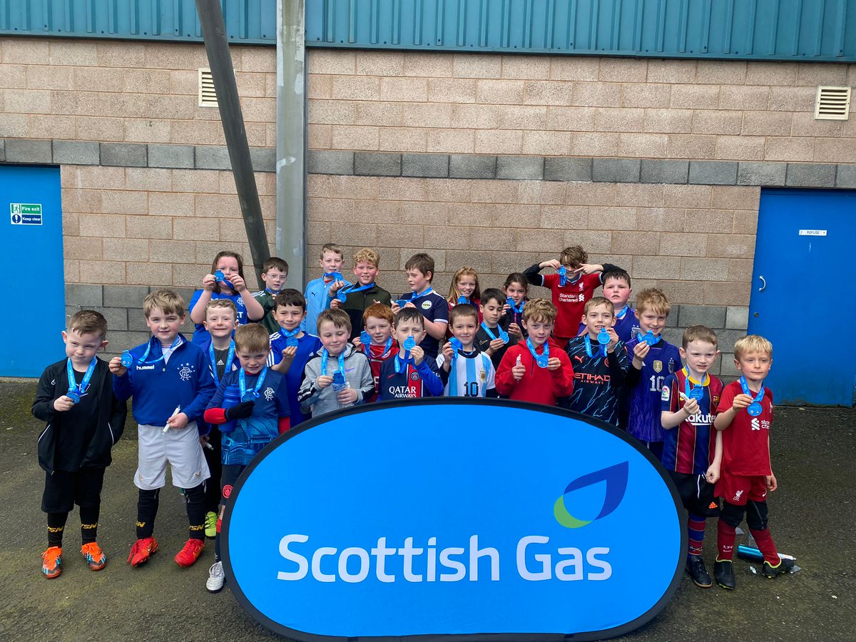 Our Easter and #ScottishGas camps finished today. Well done to all our participants and a big thank you to our staff and volunteers who have looked after the kids and prepared lunch each day 🔴⚪⚽