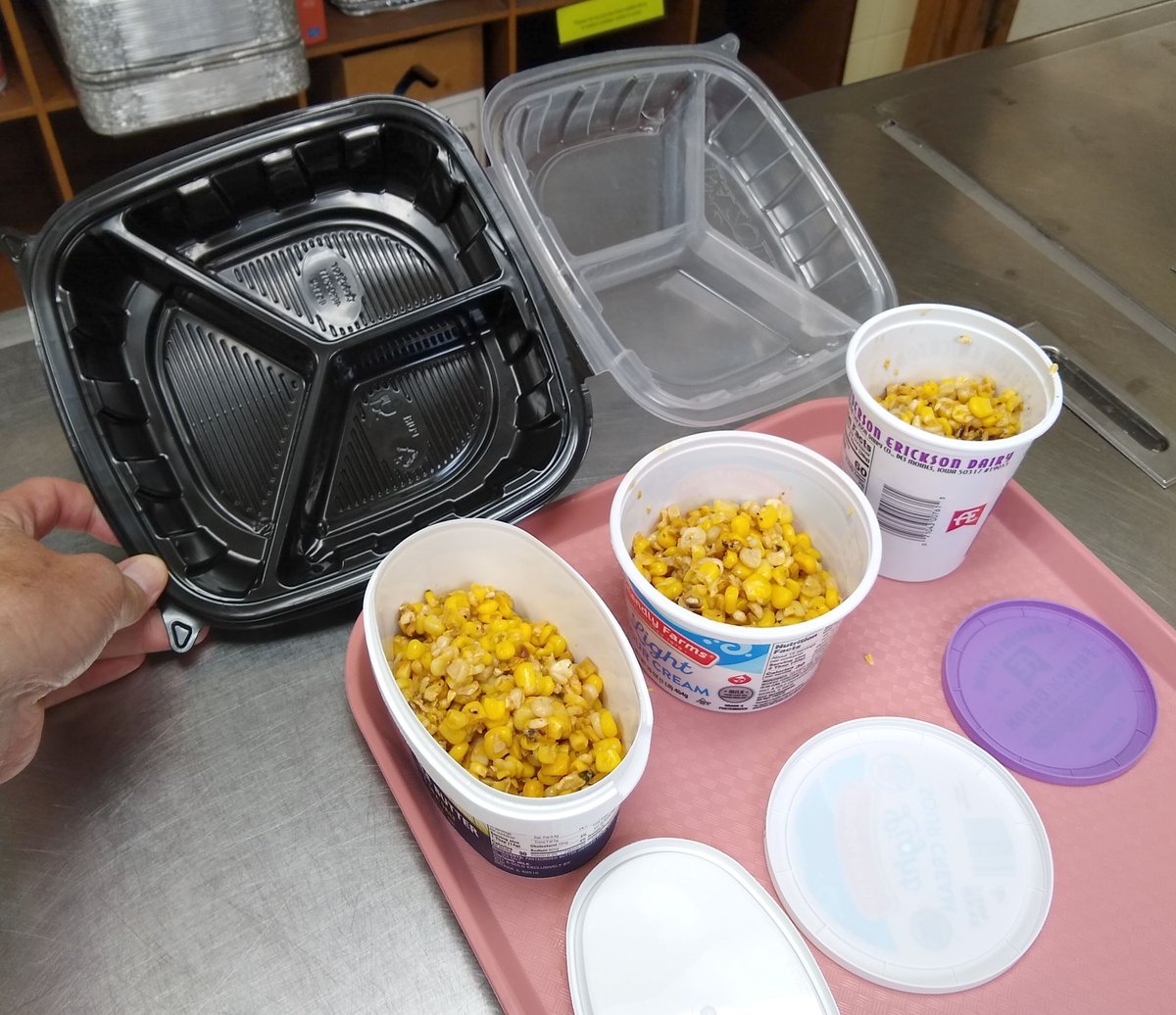 Containers NEEDED !! Food at First is using a record amount of ToGo containers!! Running low, need more !! Food at First hands out over 100 every day. Bring your dishwasher safe rinsed containers to 611 Clark. 

buff.ly/3RjhFnh  &lt;-- drop off hours

Thanks!