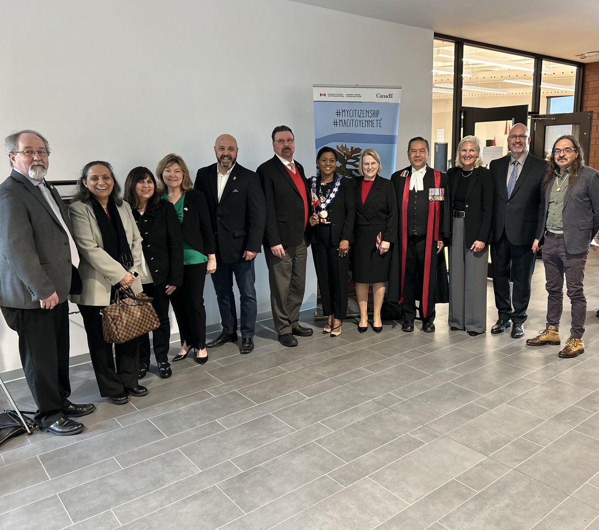 Félicitations to Caledon’s newest Canadian citizens. Caledon is proud to reflect the values shared by all Canadians. We are proud of our diversity and welcome all those who call Caledon their home. Merci. #mycitizenship🇨🇦 #macitoyenneté