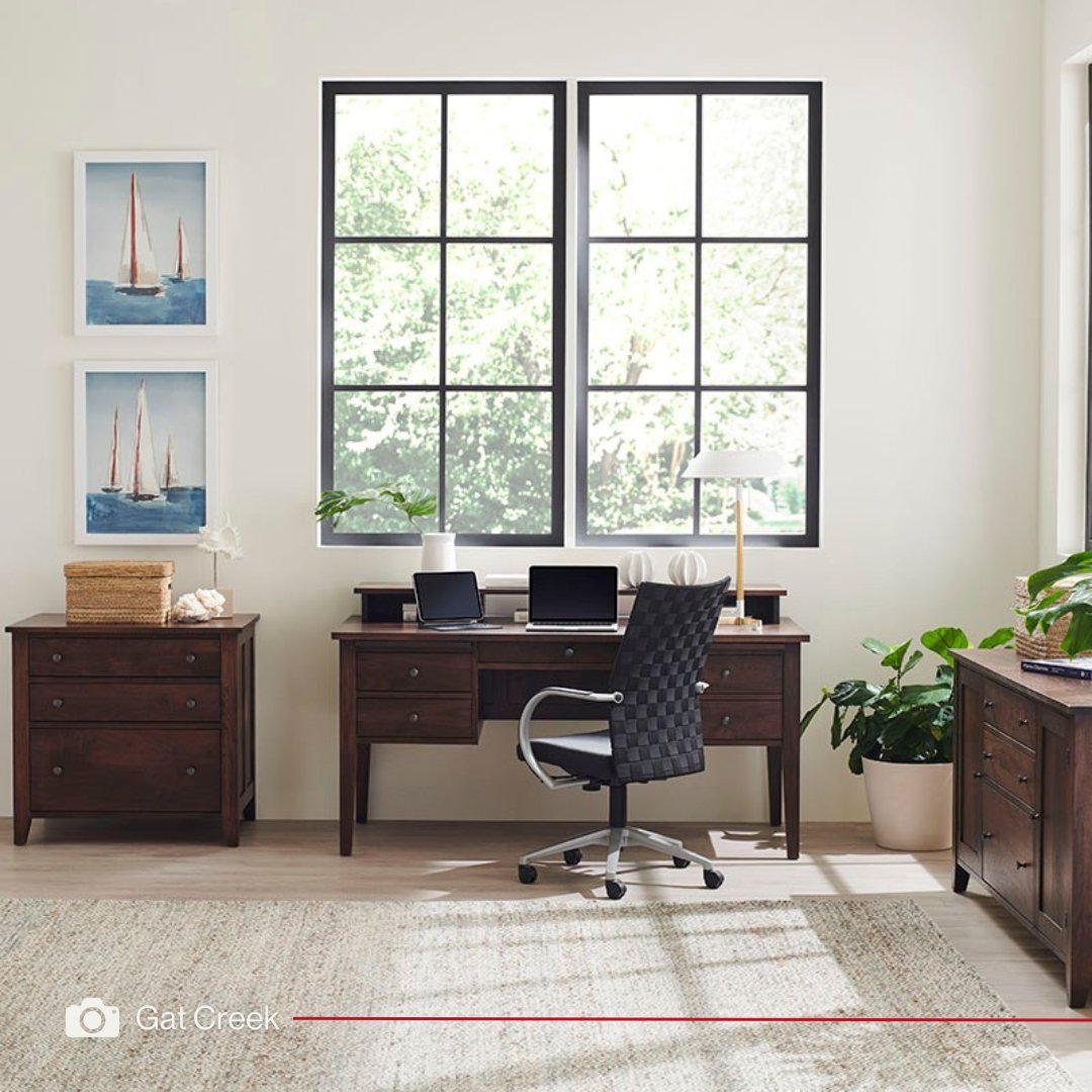 It's #WorldWorkFromHomeDay and we figured what better way to celebrate than to share some of our favorite home office projects. Leave a comment to let us know your favorite!

#RealAmericanHardwood #workfromhome #homeoffice #officedesign #homeofficedesign #officefurniture