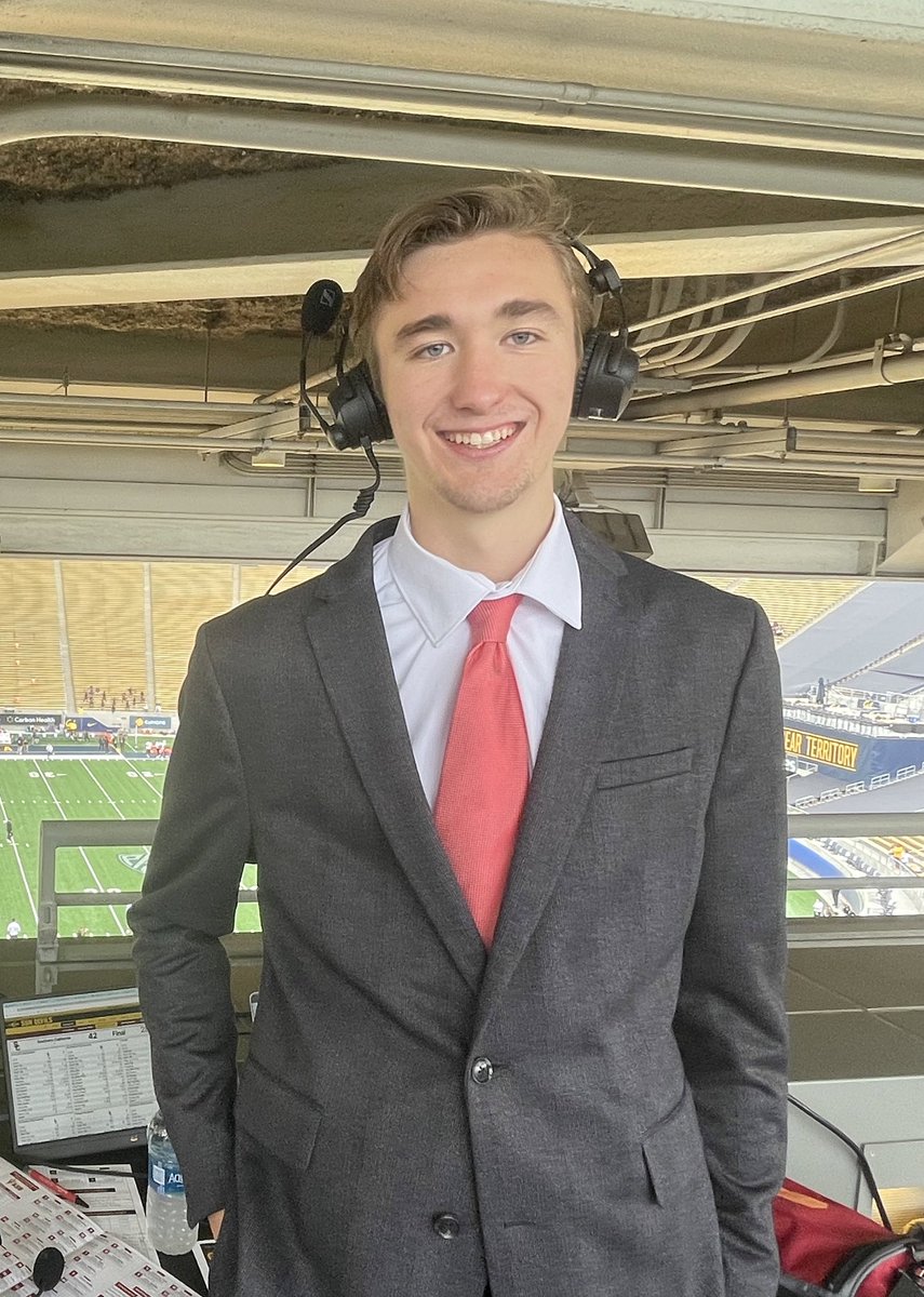 JadenTaylor25's tweet photo. 🔥 Personal News 🔥

Thrilled to announce that I have been selected as @BlazeRadioASU’s Sports Director for next year 

Amped to get going with the Best Student Radio Station in the Country

 To the Moon! https://t.co/zrTqqkuf5u