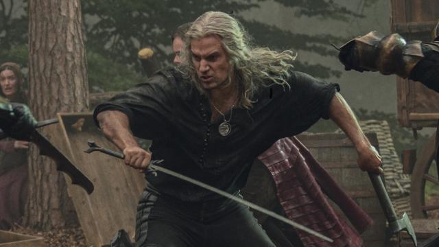 Henry Cavill teases his sword fights in the upcoming Highlander reboot by John Wick director Chad Stahelski:  “If you think you’ve seen me do sword work before, you haven’t seen anything yet.” (via @THR)