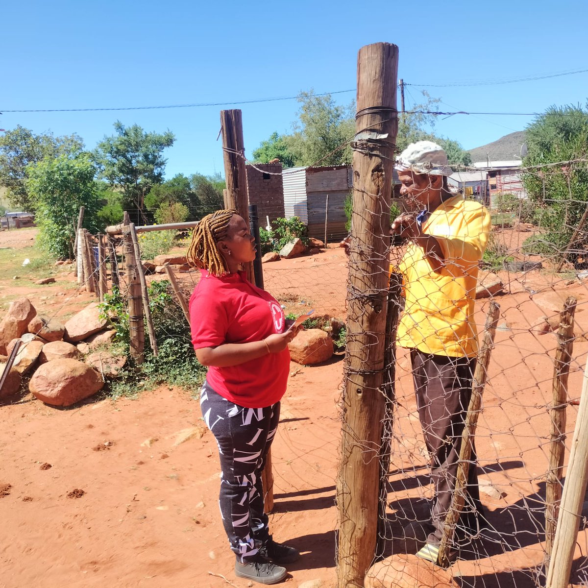 Our youth peer educators today at Olifantshoek supporting <a href="/SIOC_CDT/">SIOC Dev Trust</a> Vertice mobile bus with social mobilization for TB and HIV screening and testing