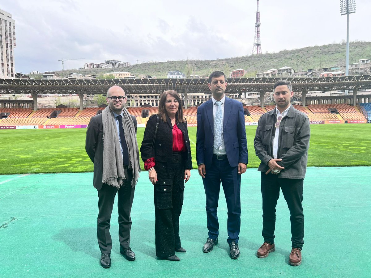 Zeina Mina, Directrice du CIJF, conduit une délégation d’experts à Erevan du 8 au 12 avril 2024 afin d'accompagner l’Arménie, pays hôte des Xes Jeux de la Francophonie, et lui fournir un appui-conseil stratégique pour l’organisation de cette 10e édition des Jeux en 2027. Restez