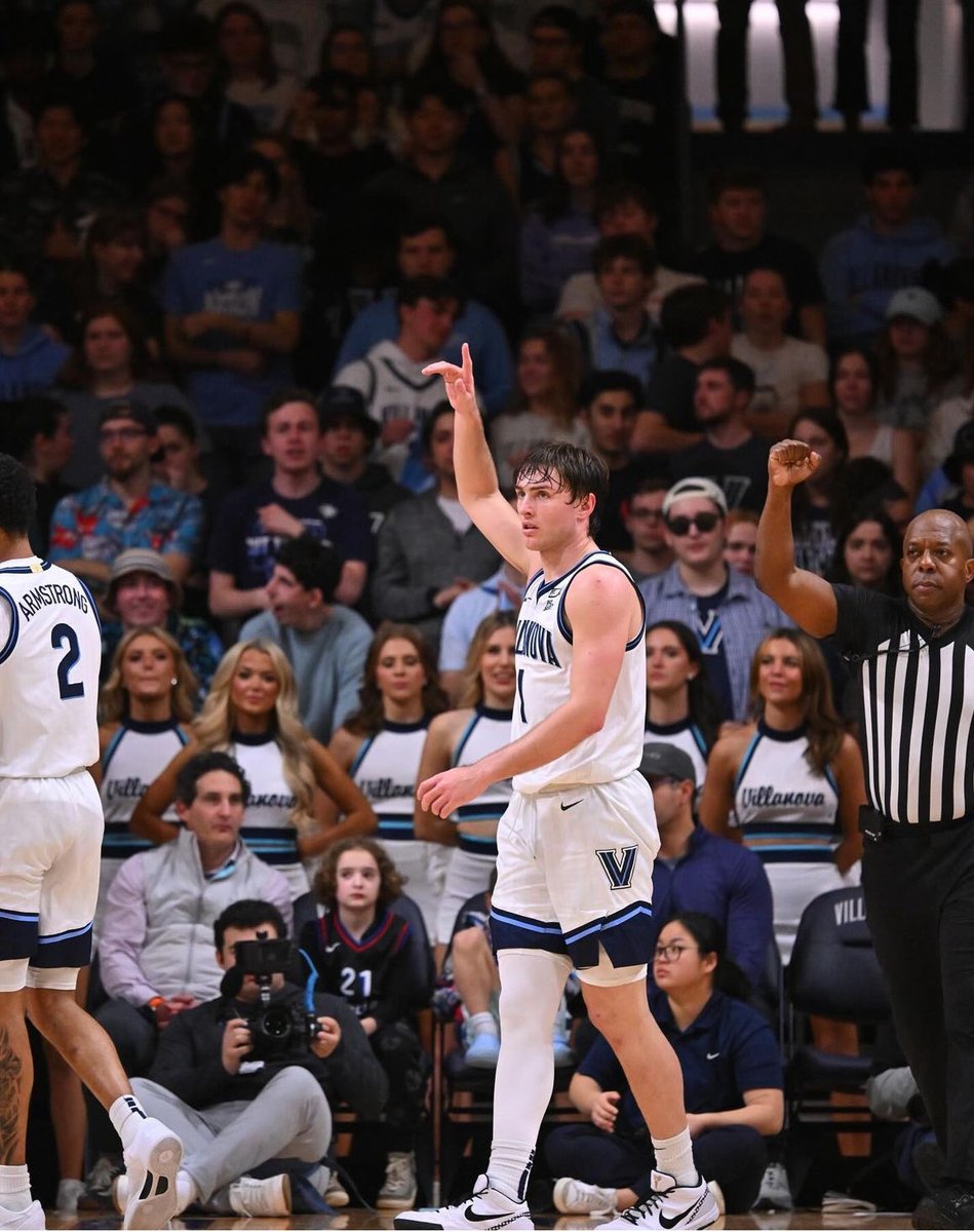 NEWS: Villanova guard Brendan Hausen plans to enter the transfer portal a source told @TheAthleticCBB Hausen averaged 6.2 points while shooting 38% from three