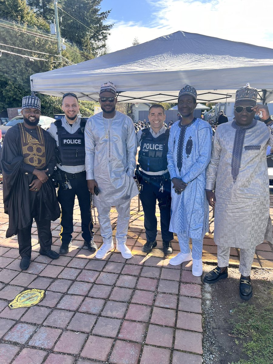 Eid Mubarak to all those celebrating Eid-Ul-Fitre! Today marks the end of the holy month of Ramadan. We joined our community for an Eid prayer at Masjid Ar-Rahman. Thank you to everyone who stopped by to say hi. May your Eid be filled with love, light and happiness. 🎁…