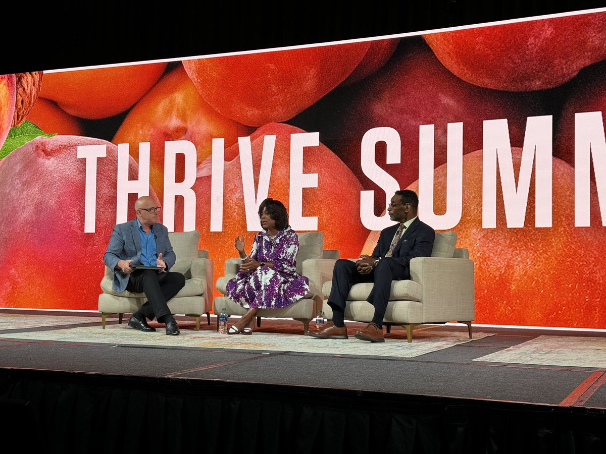 MSMEDU's tweet photo. Dr. Montgomery Rice and Mr. Little diving into conversations
about diversity and equity in the workforce. #ThriveSummit2024 @virginpulse @unitedwayatl @MSMPres https://t.co/jhbkpjB6Jq