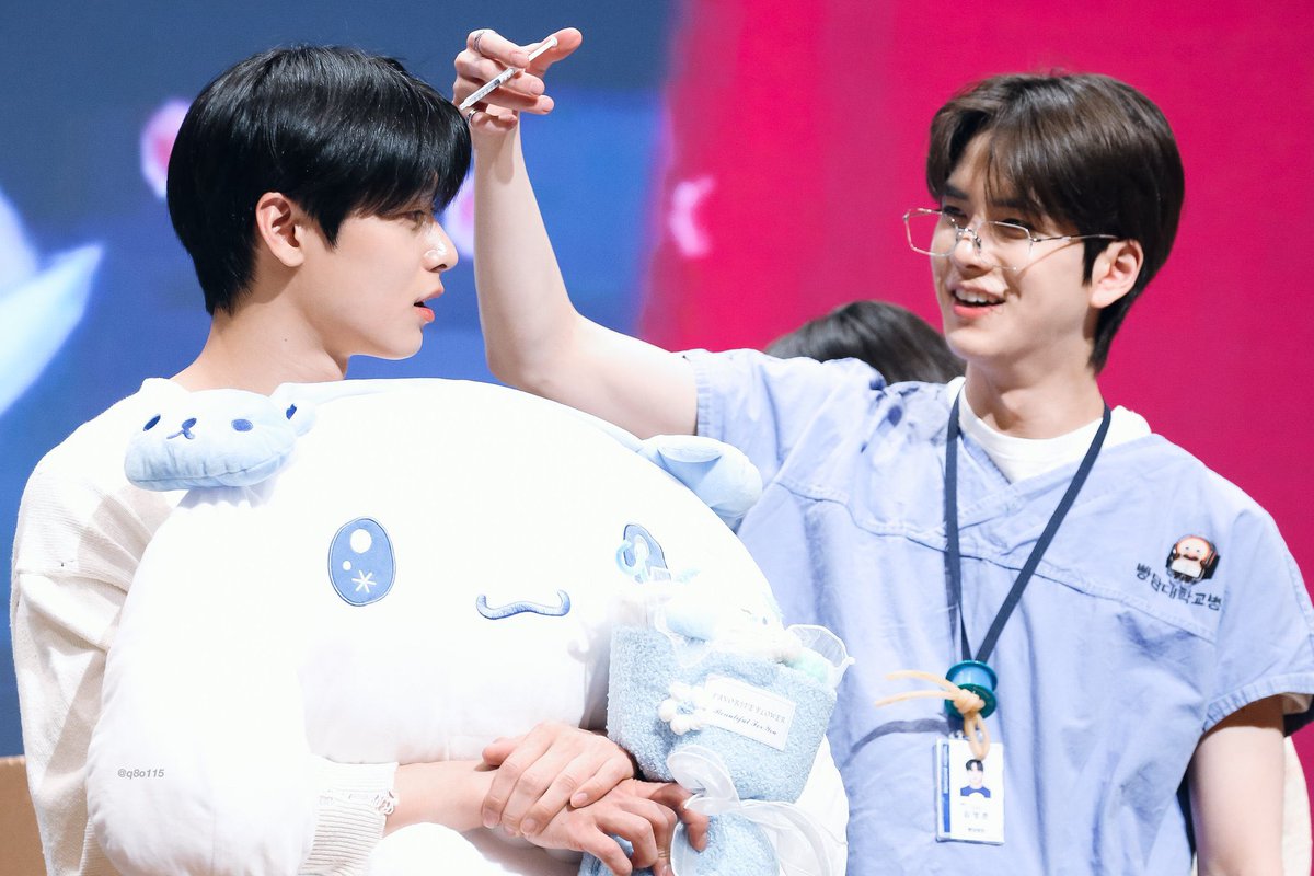 ROE_jyright's tweet photo. 위험한병동🔞 https://t.co/4ExHhgqvqY