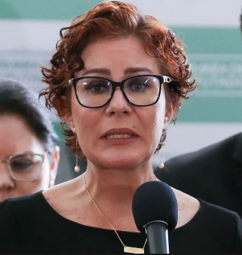 Politica De Esquerda tweet media