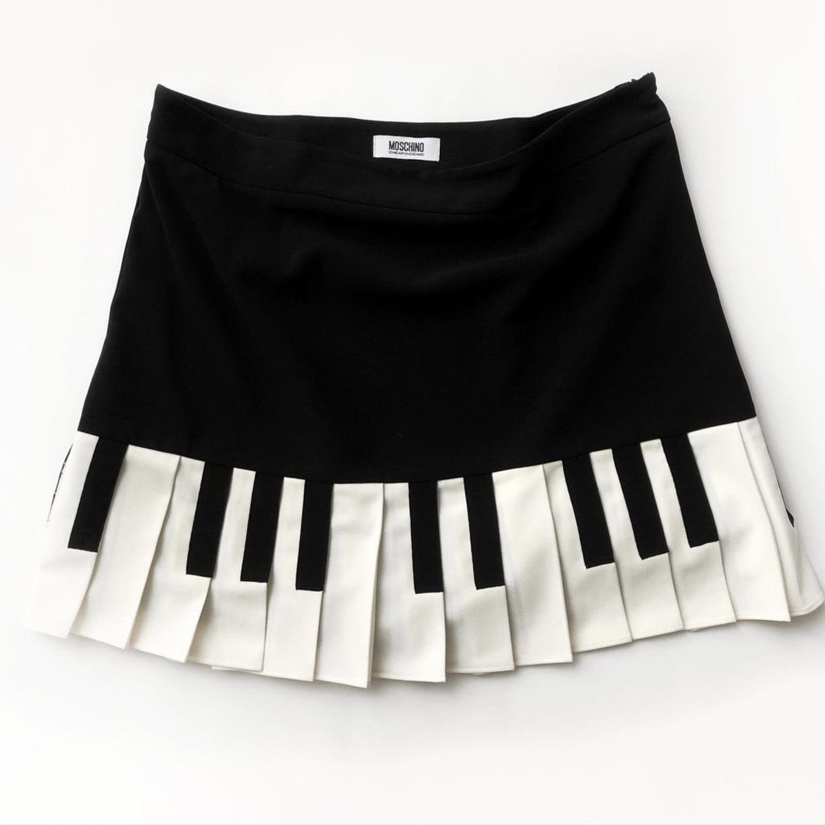 Moschino’s ‘90s Pleated Piano Skirt