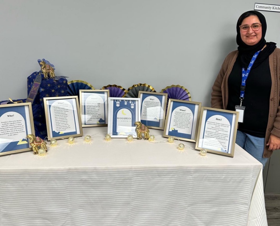 CFSCounselling's tweet image. Eid Mubarak! At #CFS, we love sharing &amp;amp; learning about each other&apos;s cultures. THX to our #Sparkd team, who provided details about Ramadan at our Barrie office. Today, the fast breaks. Tomorrow, our team joins the celebration over lunch! tinyurl.com/3vvwrjkh #ItStarts