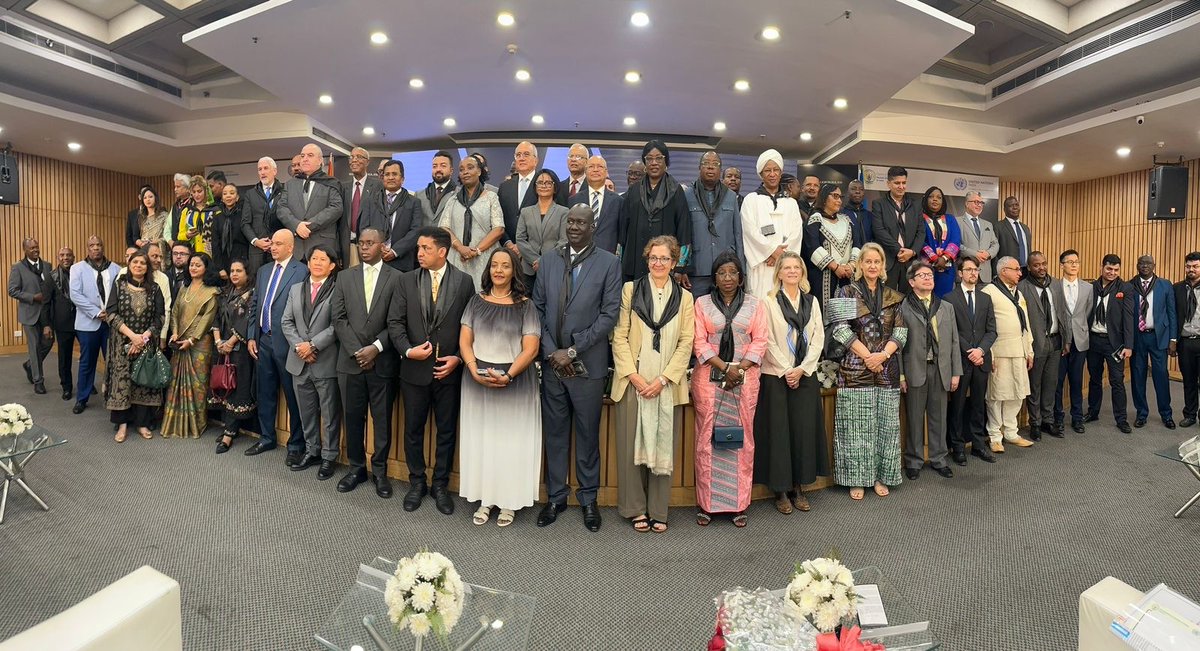 Kwibuka30: Rwanda H/Commission, Amb./H/Commissioners, India Govt officials, friends of Rwanda, gathered on 10/4/2024 for the 30th Commemoration of the 1994 Genocide against the Tutsi. More than 600 people attended w/ more than 110 diplomatic missions represented @Unity_MemoryRw