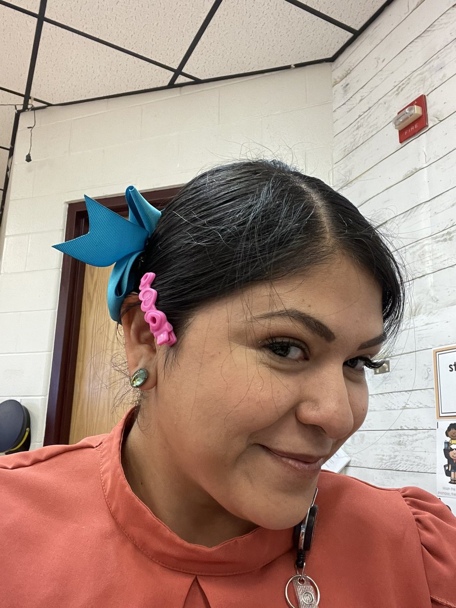 I visited our learning lab this afternoon and I was able to get my hair done at the salon while @MsTCaballero got her nails done. What a meaningful learning experience that our little mustangs get to have in early childhood. @LaurelesMustang