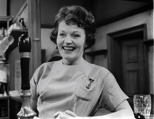 Doreen Keogh was born on this day #100YearsAgo. Granada bosses had wanted a non-Mancunian in the cast for a 'relief' accent, but Tony Warren was ahead of the curve, having already created Doreen's part of Concepta Riley, the (Irish) first barmaid of the Rovers Return #Centenary