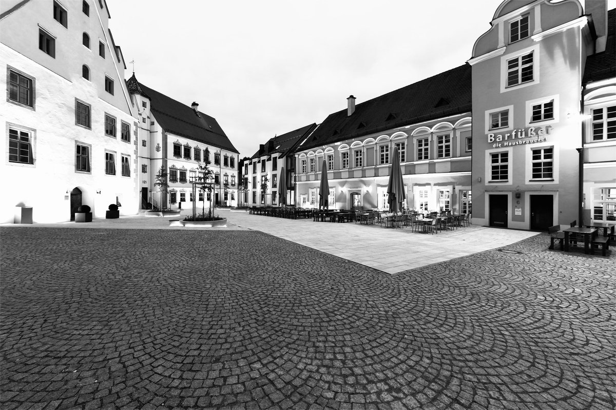 Unter dem Motto "Auf verwachsenen Pfaden" feiern wir eine Dekade voller kultureller Höhepunkte, musikalischer Entdeckungen und gemeinschaftlicher Verbundenheit. 

10. Mai - 14. Juli 2024
Infos: weissenhornklassik.de
Tickets @Reservix
reservix.de/tickets-weisse…