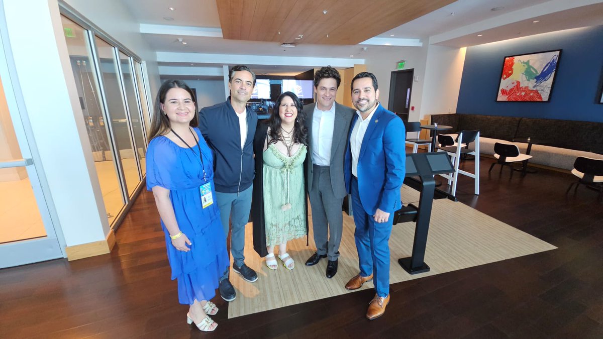 filmmiami_'s tweet image. Film Miami, Latino Filmmakers Network &amp;amp; the Greater Miami Conventions &amp;amp; Visitors Bureau joined to host &amp;amp; sponsor the Miami Filmmakers Trailblazers at the 41st Miami Film Festival. @philiplord @TheDannyPino @LFNorg @MDCollege @visitmiami @miamifilmfest