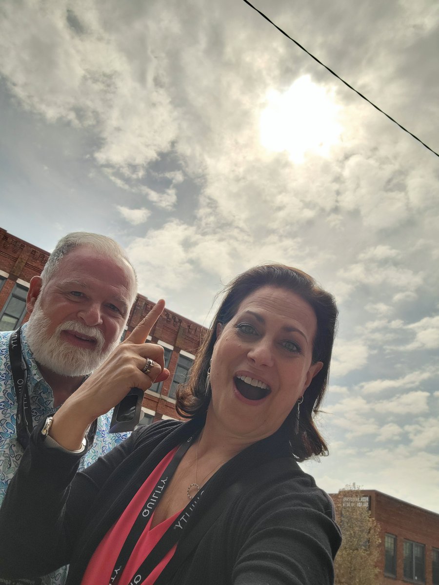 ✨ What an out-of-this-world experience! 🌎🚀 While at the Leaders Summit in Asheville this week, SVPs Janet & George Mathews had the opportunity to witness the #TotalSolarEclipse with some pretty stellar people! ☀️🌑

#TheMathewsAgency #SFG #Quility #LeadersSummit #Asheville