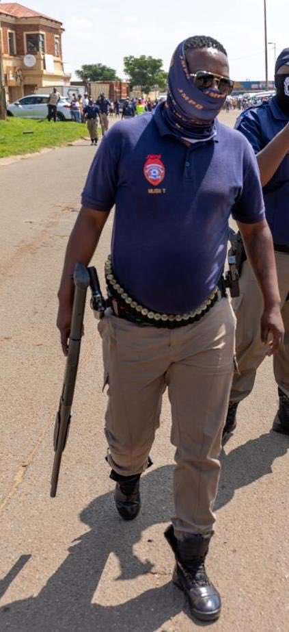 Cynthia81688938's tweet photo. #VictoryforPastorMukhubaChurch @panyaza @ANC @PastorMukhuba @IPID_ZA @Jmpd https://t.co/3P89wtSDC3