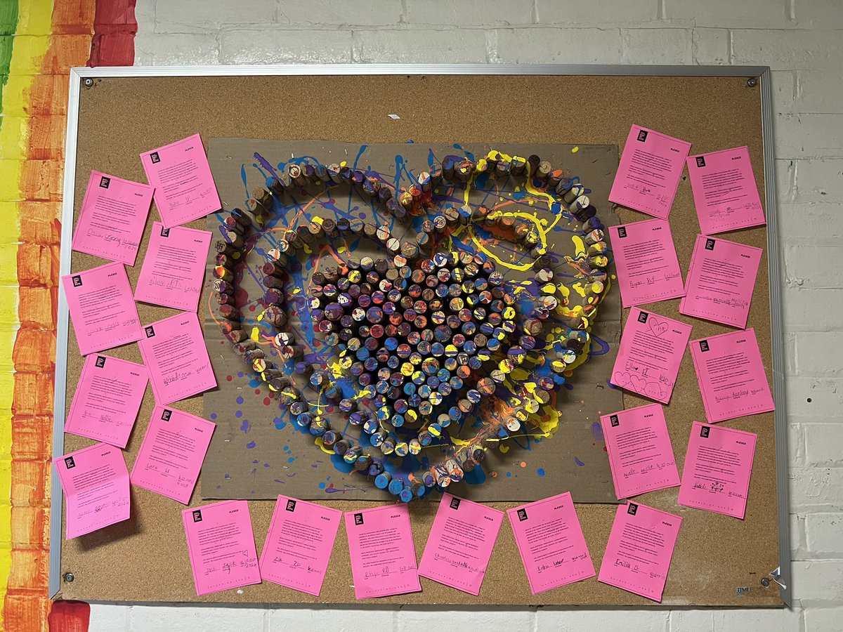 We have taken the #InternationalDayofPink pledge “We believe in a world where 🩷outshines hate. We commit to standing up and speaking against hate, intolerance and oppression. We will freely offer respect to all….we will work diligently to understand our role as an ally.” @tdsb