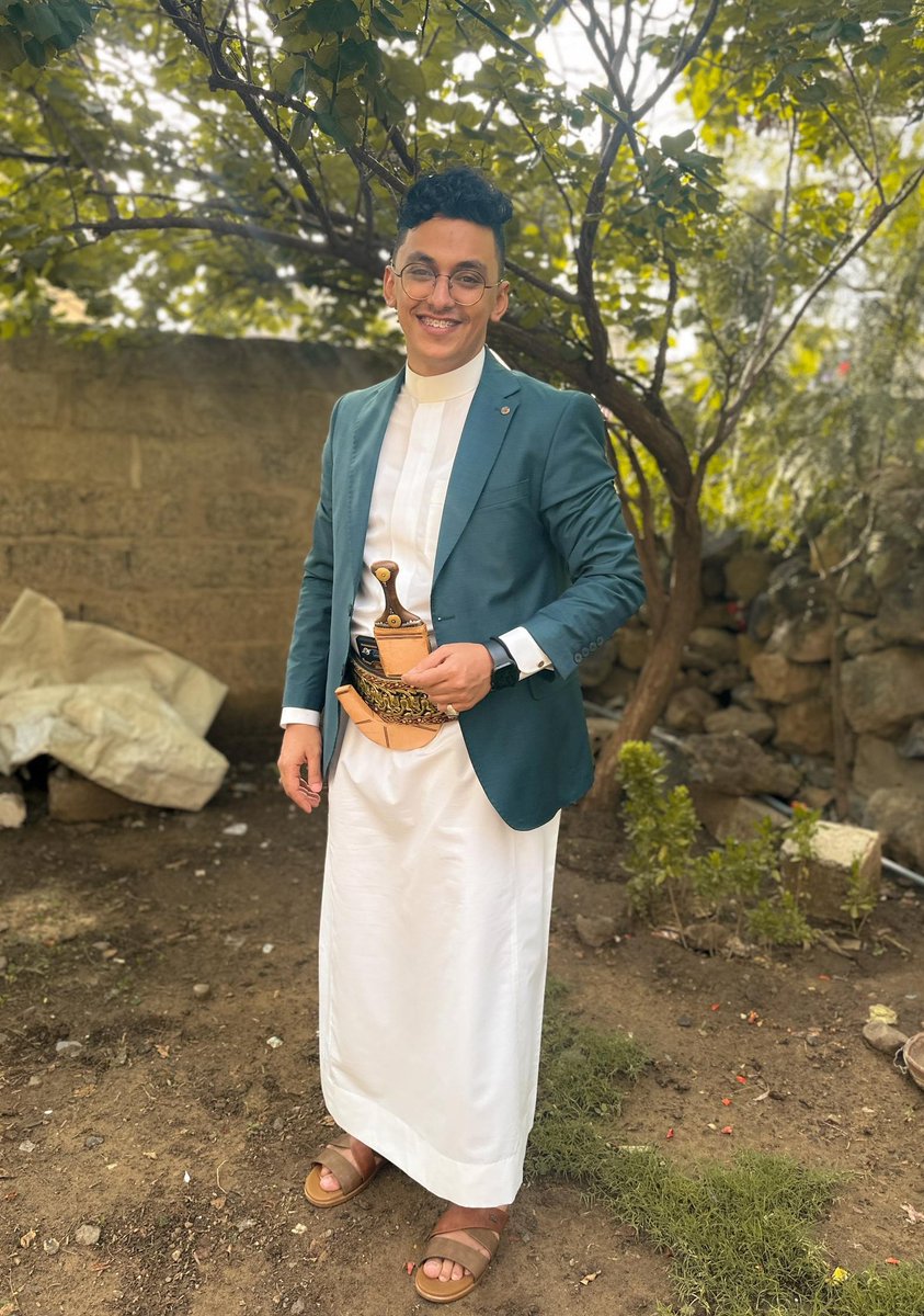 عادكم الله من السالمين الغانمين وكل عام وأنتم بالف خير وصحة وعافية 💛