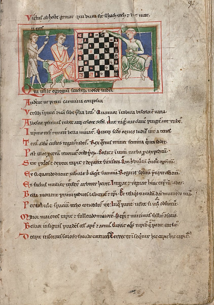 A game of chess and a glass of something refreshing Bayerische Staatsbibliothek,BSB Clm 4660; Carmina Burana; 13th century; Munich; f.92v @bsb_muenchen