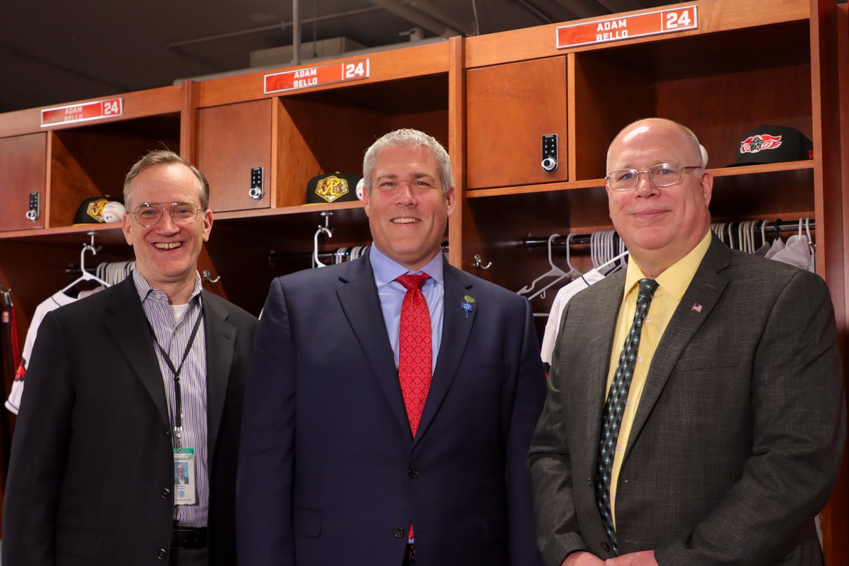 Two major league makeovers at Innovative Field are now complete! The @RocRedWings new player’s clubhouse and kitchen facilities improve the player experience and comply with MLB requirements. Additional fan amenities are next on deck! monroecounty.gov/news-2024-04-1…