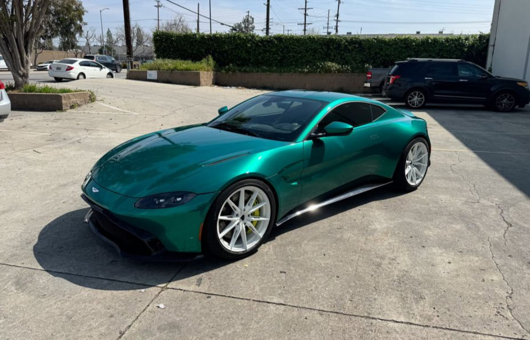 2020 Aston Martin in green. Engine shown.
#bentley #cars #car #carphotography #carlifestyle #driver #driver #motoring #photo #photographer #photooftheday #photography #photochallenge #photographychallenge #ChallengeChallenge #challenge #ChallengeAccepted #british #luxury #england