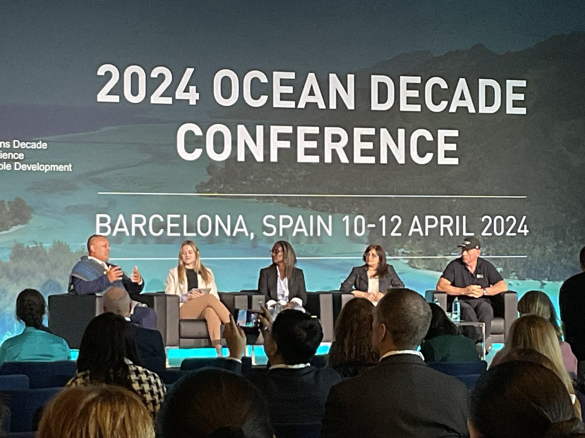 deepseadawn's tweet image. More inspiration today at #OceanDecade24. And way to go @JyovianStorm! What a beautiful, brilliant panel that was!
Great to see you again so soon @mvisbeck!

#OceanDecade