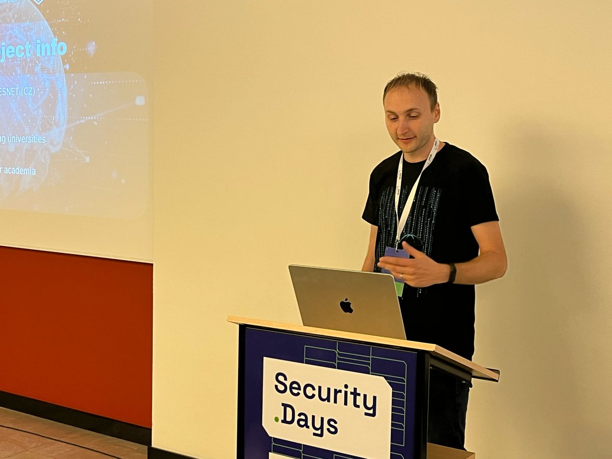 CESNET_cz's tweet image. I dnes pokračovala mezinárodní konference Security Days od @GEANTnews. A naši kolegové nemohli chybět! Jak napsal náš kolega @KolouchJan : "Pokud se zabýváte kybernetickou bezpečností, měli byste tu být" 
#PropojujemeVedu