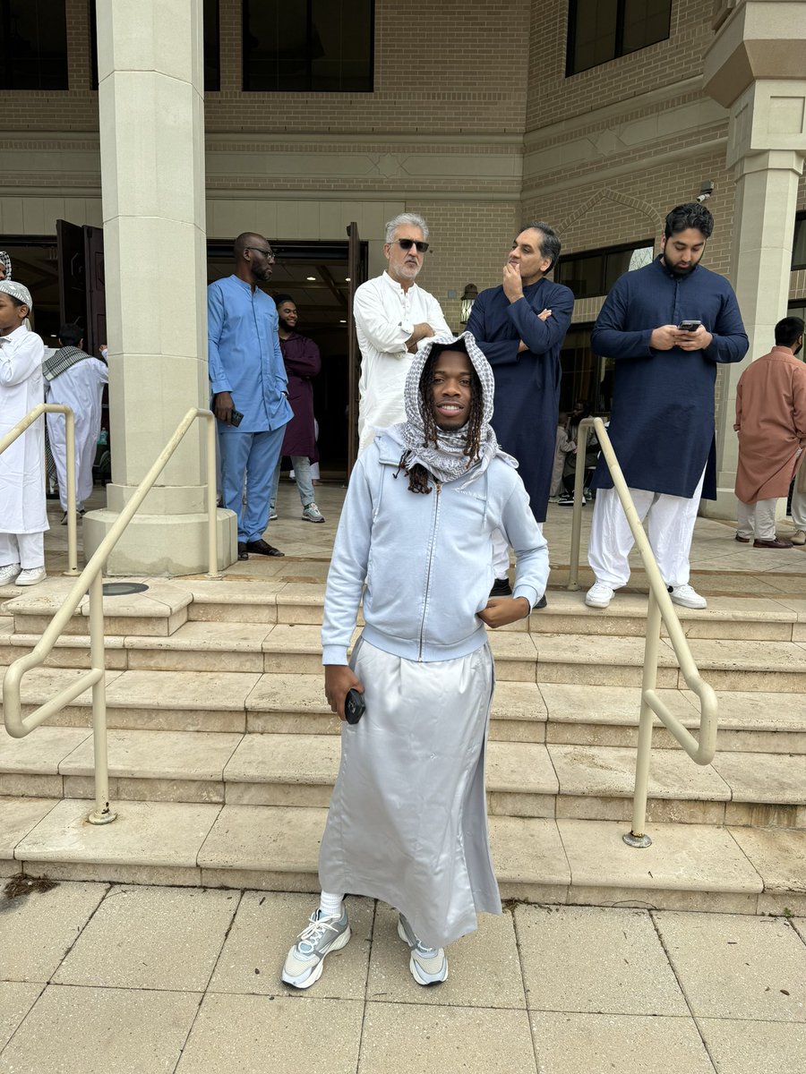 __lou2's tweet photo. Thankful for another successful 30 #Eidmubarak https://t.co/aZIr6SKGcA