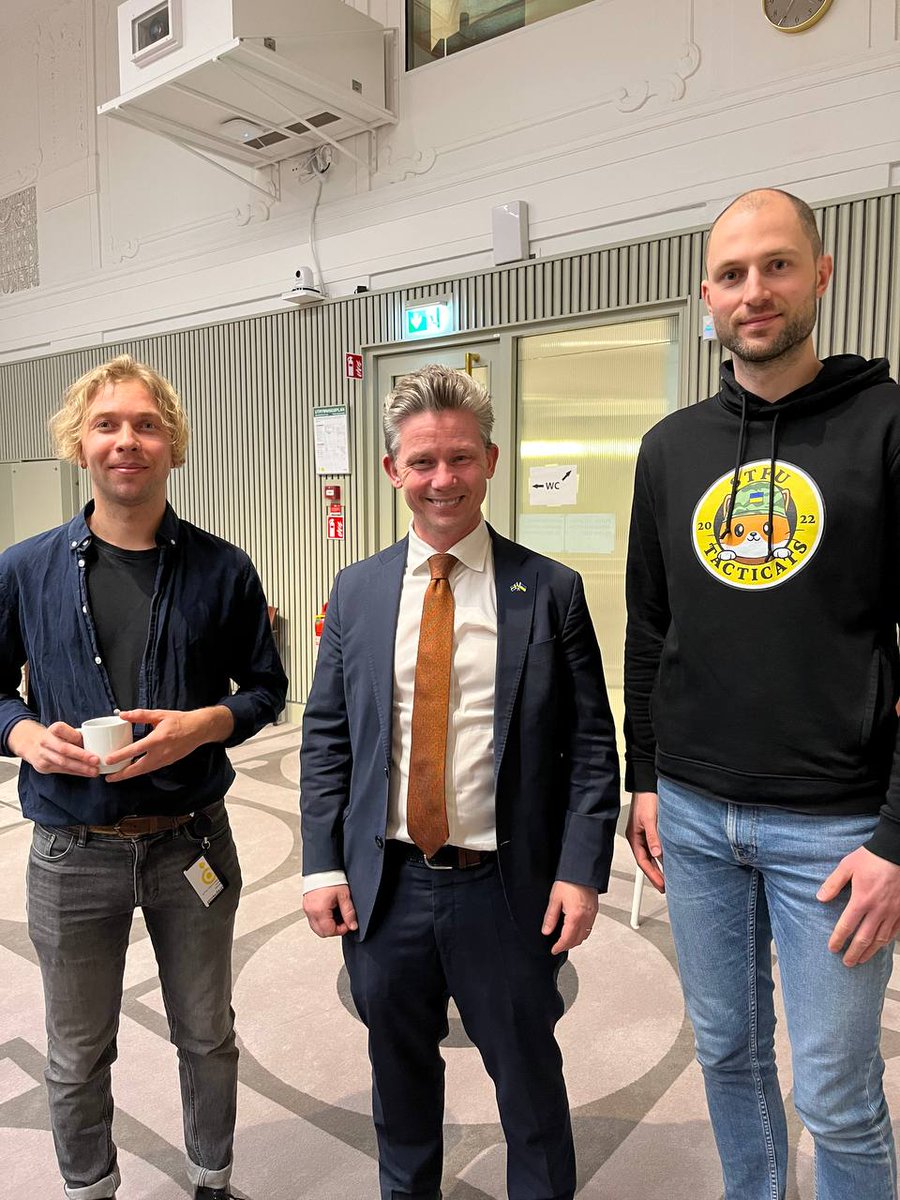 We had a great meeting today with <a href="/PlJonson/">Pål Jonson</a> the other non-profits supporting Ukraine. Thankful for their interest in hearing our experiences and for the potential partnerships forming. Together, we're making a real difference for Ukraine 💙🤝