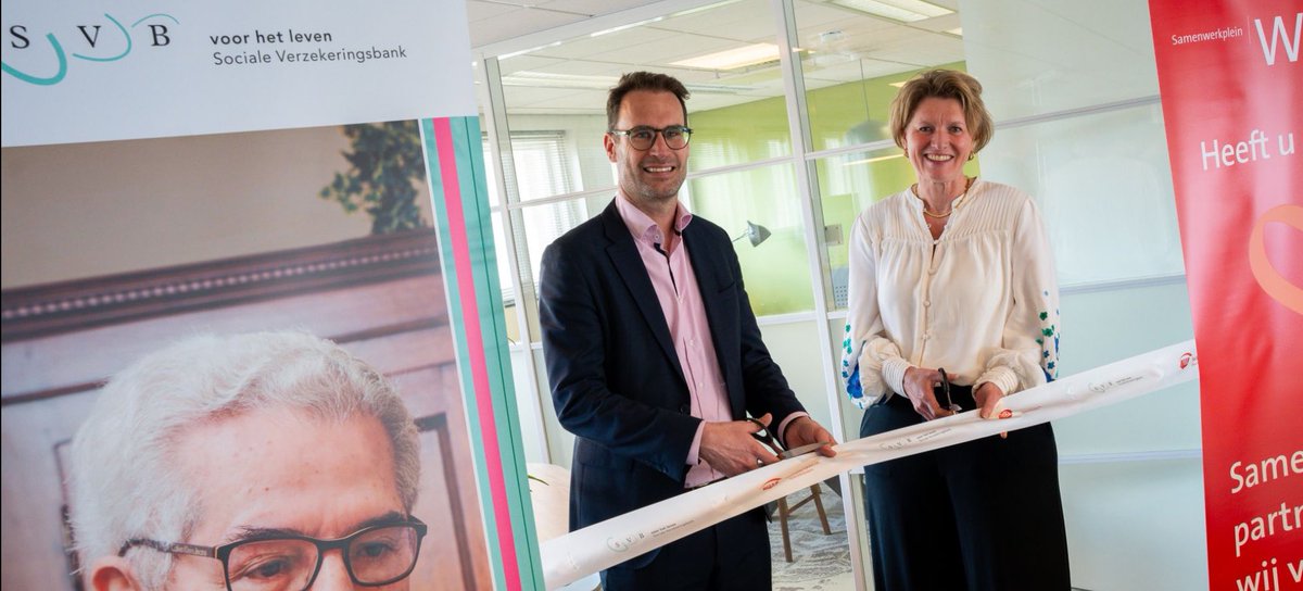 Voor onze inwoners is een menselijke, eenduidige en toegankelijke overheid belangrijk. Daarom ben ik blij dat na de Belastingdienst ook de Sociale Verzekeringsbank (SVB) een loket in Dordrecht opent. Samenwerken voor de inwoner!