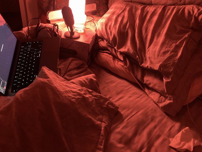 Behind the scenes https://t.co/IBjVmsrOgo<a href="/tag/%E6%BB%A4%E9%95%9C%E9%B8%A1%E5%B7%B4"class="tags"><span>#滤镜鸡巴</span></a>