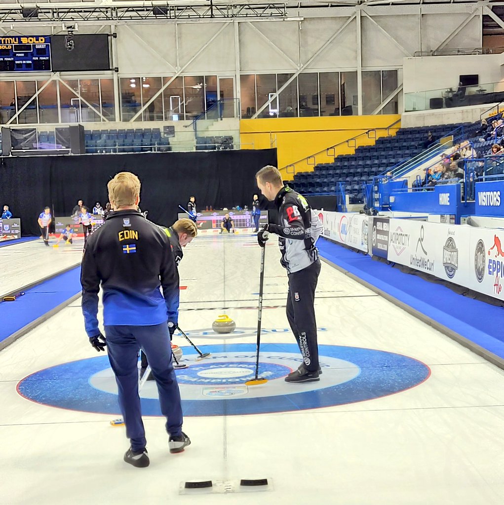 My office view.... @BottcherCurling vs @TeamNiklasEdin at #gsoc @MattamyAC #EntrepreneurLife