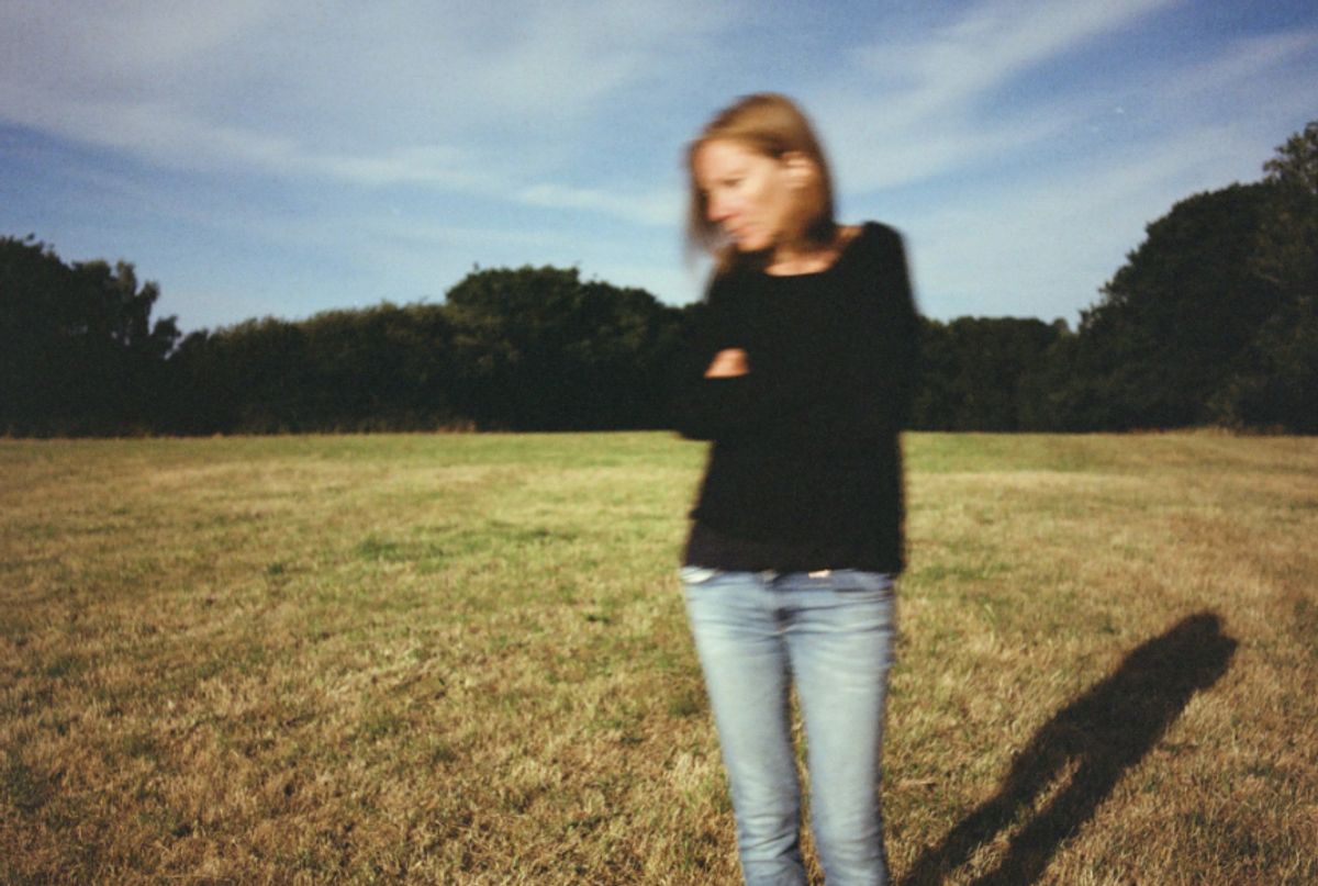 Beth Gibbons further previews her forthcoming debut solo album on new single, “Reaching Out” buff.ly/3Ubx3Dr