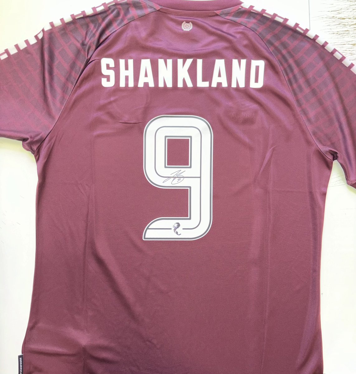 LAWRENCE SHANKLAND Hand signed 23/24 Hearts home shirts £100 Order via DM