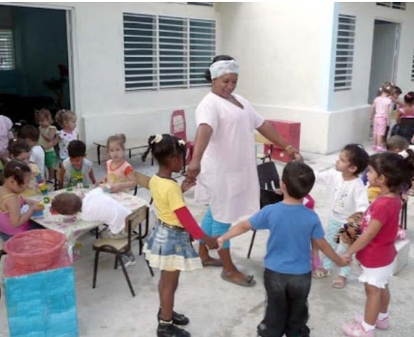 #DeZurdaPor el 63 cumpleaños de los círculos infantiles en Cuba #GuerrerosDelGuaso #DeZurdaTeam