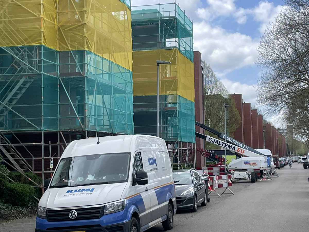 Nijestee gaat 168 portiekwoningen in en rond de Kornalijnlaan in <a href="/Vinkhuizen/">Vinkhuizen</a> verbeteren: o.a. dubbel glas, nieuwe kozijnen, zonnepanelen, spouwmuurisolatie en nog veel meer! Dit doen we met onze partner <a href="/DuraVermeer/">Dura Vermeer</a> Hierna gaan we verder met 55 gezinswoningen bij de Jadestraat.