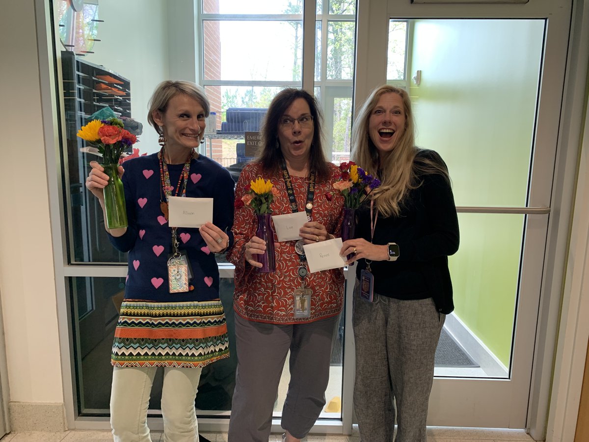 WakeGOV's tweet photo. It's #NationalLibraryWeek! Have you thanked the staff at your library? 📖
Staff members at @wcplonline's Northeast Regional Library were recently honored with fresh flowers & pins that recognize their years of service. We appreciate you!
#TeamWake #LibraryHeros #PublicLibraries https://t.co/202cts9GP2