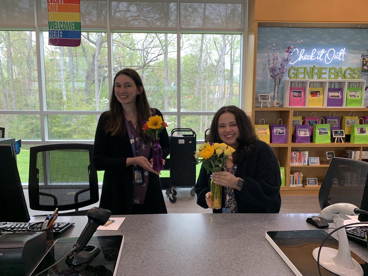 WakeGOV's tweet photo. It's #NationalLibraryWeek! Have you thanked the staff at your library? 📖
Staff members at @wcplonline's Northeast Regional Library were recently honored with fresh flowers & pins that recognize their years of service. We appreciate you!
#TeamWake #LibraryHeros #PublicLibraries https://t.co/202cts9GP2