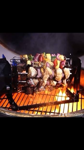 🍖🍗My 360 Roto it so magical #selfpower #windup #rotisserie #kebab #skewers #viral #cooking #think #360 #rototisserie #amazongadgets #bbq #grill #foldable #giftideas #rotoq360 #versailles #smartgadgets #drip #traybake #oven #kitchenideas