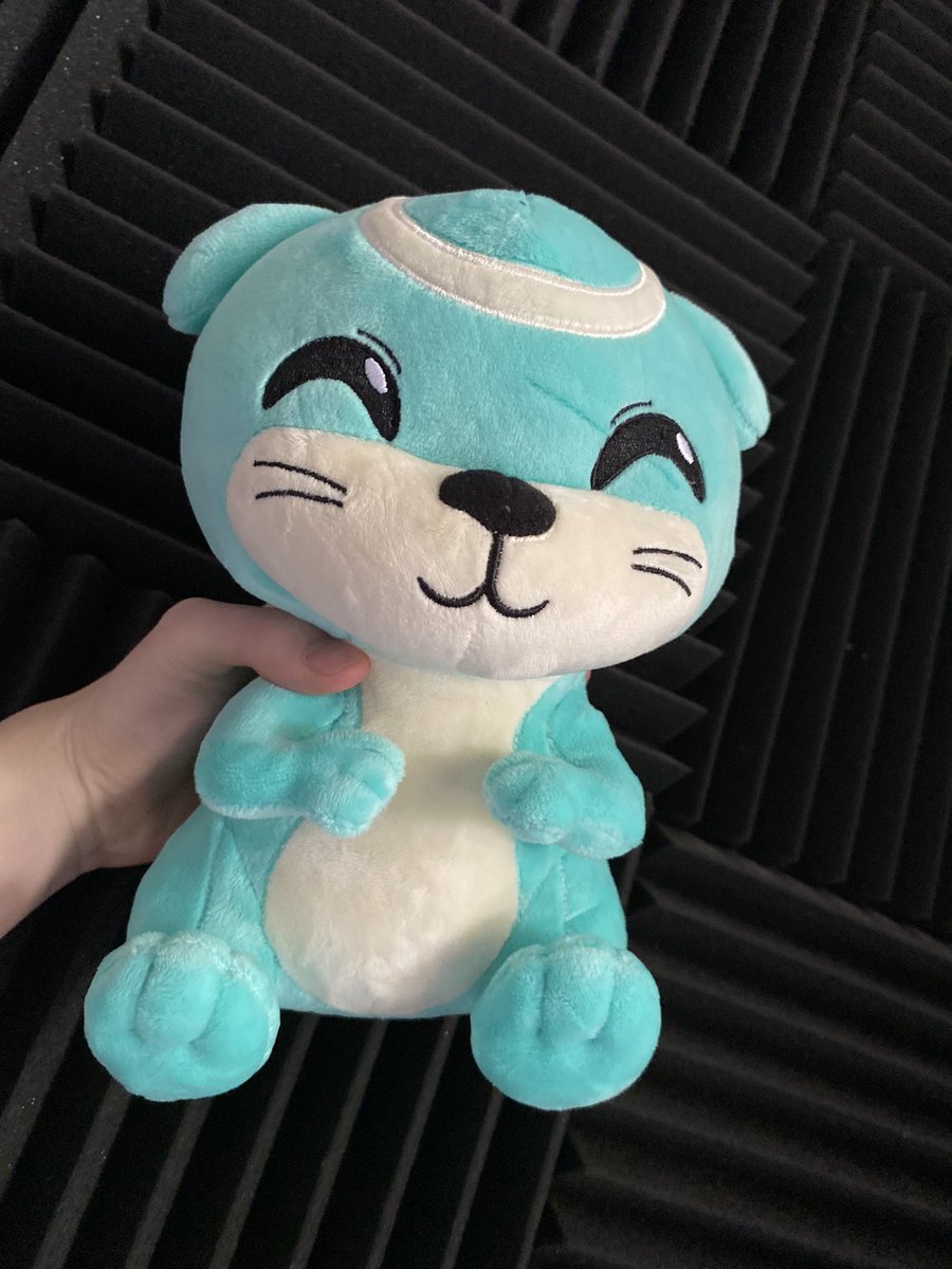 archeekie's tweet photo. My @OtzdarvaYT plush arrived!! YIPPEEE! He’s so cute ☺️ https://t.co/GonhzWJZyh