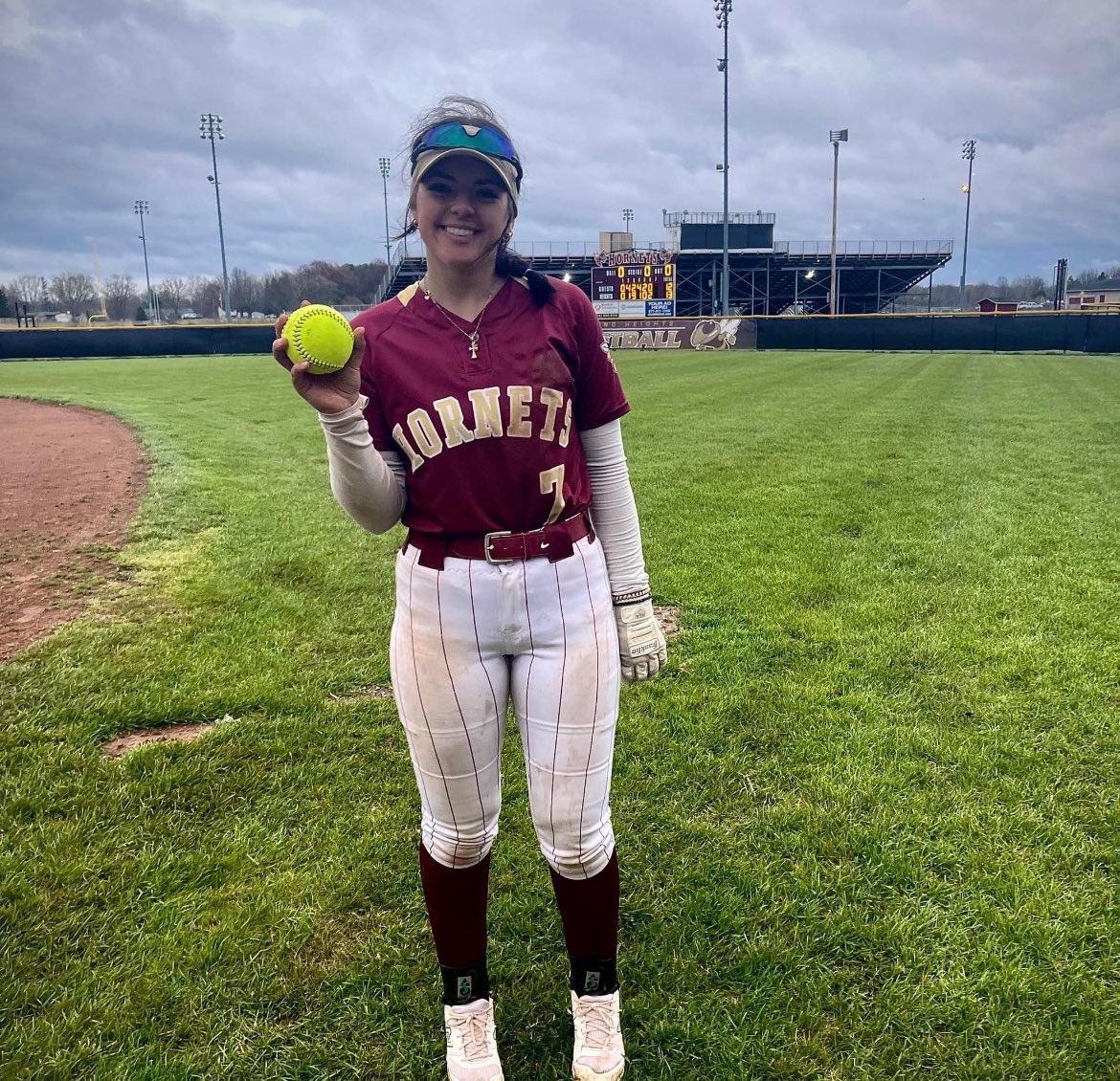 LHHS Softball (@hornetheights24) on Twitter photo Big win tonight over New Albany last night! Hornets won 13-12 with a great back and forth battle! <a href="/LilyMeidl/">Lily Meidl 2025</a> hit an absolute bomb for her first home run at our huge home field! Big win tonight over New Albany last night! Hornets won 13-12 with a great back and forth battle! <a href="/LilyMeidl/">Lily Meidl 2025</a> hit an absolute bomb for her first home run at our huge home field!