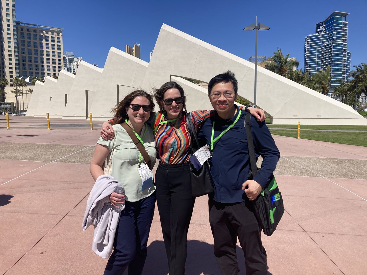 What a last day at #AACR24! So many surprises with old and new friends. Congrats for my fav scientists and friends: Alison Taylor (NexrGen Star) and Yadira Soto-Feliciano (Gertrude B. Eliot Awardee). #Genomic_instability and #Epigenetics from BOS-NY-DC. Go East coast!