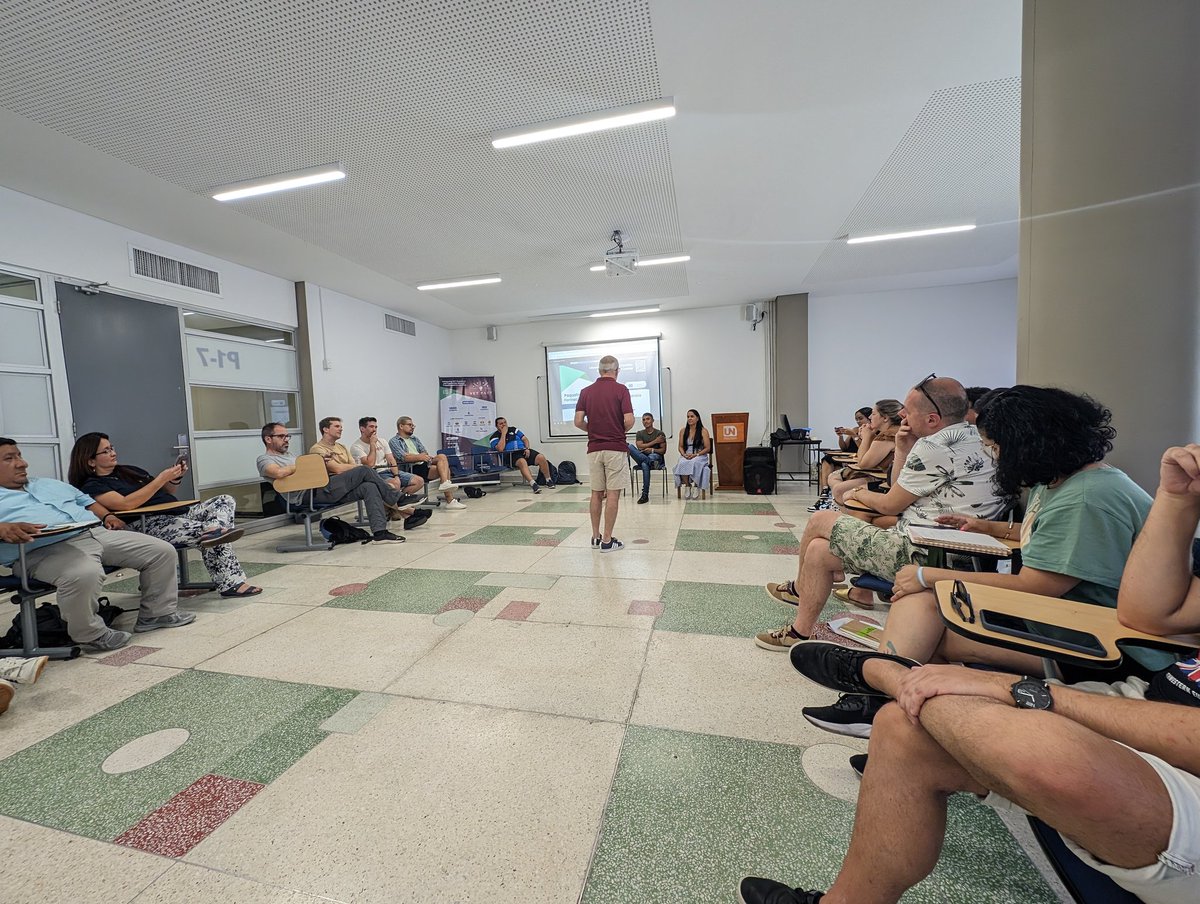 Bouty_Elhadri's tweet photo. Exploración en curso en #VETPACT Habilidades esenciales para facilitadores en formación no formal con apoyo de #Erasmusplus y gracias a @Jovesolides_Col por la organización y seguimos trabajando Juntas hacia la excelencia educativa. https://t.co/PBfXvzQbQM