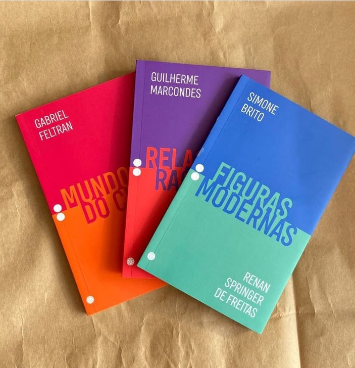 Lançamento da COLEÇÃO DOIS PONTOS, na <a href="/FolhaSeca37/">Livraria Folha Seca</a>, 11/04, a partir das 18h.
FIGURAS MODERNAS, de Simone Brito e Renan Springer de Freitas, MUNDO DO CRIME, de Gabriel Feltran e Michel Misse e RELAÇÕES RACIAIS, de Guilherme Marcondes e Luiz Augusto Campos.

morula.com.br/produto/dois-p…